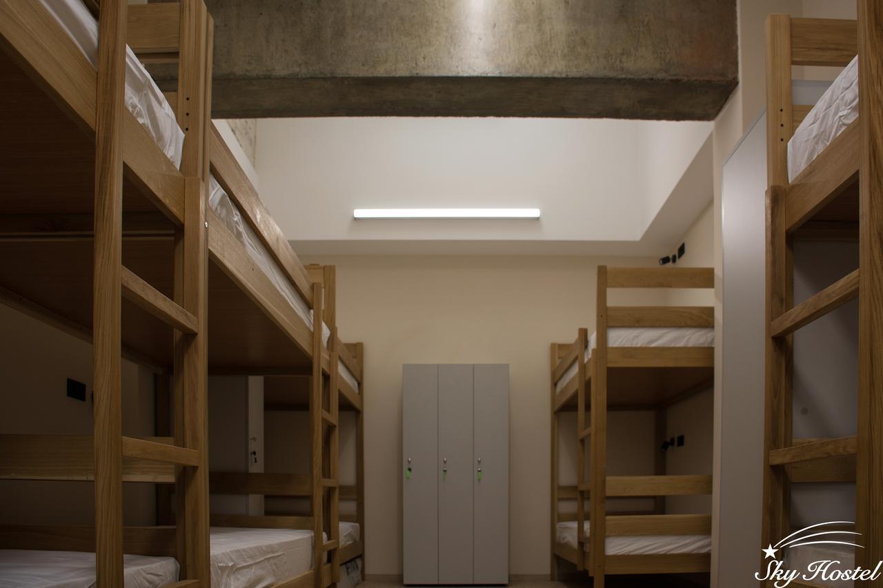 Sky Hostel Kijev Kültér fotó