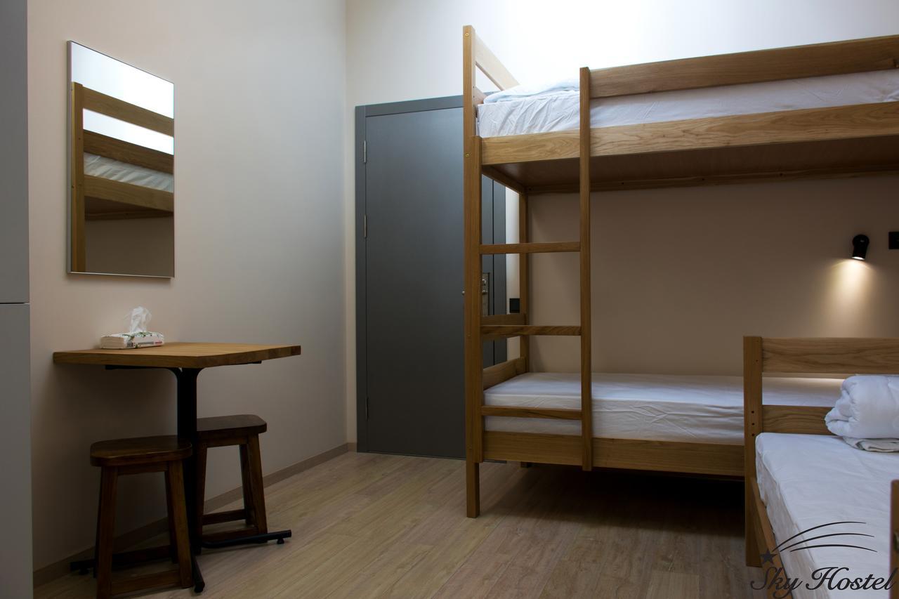 Sky Hostel Kijev Kültér fotó
